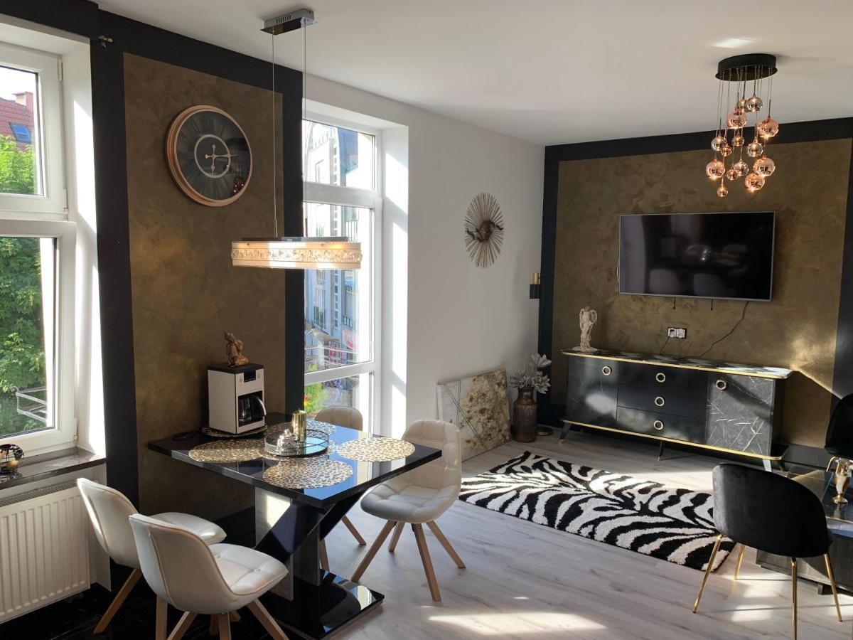Czarna Perla Kolobrzeg Ekskluzywny Apartament Dla Wymagajacych Luaran gambar